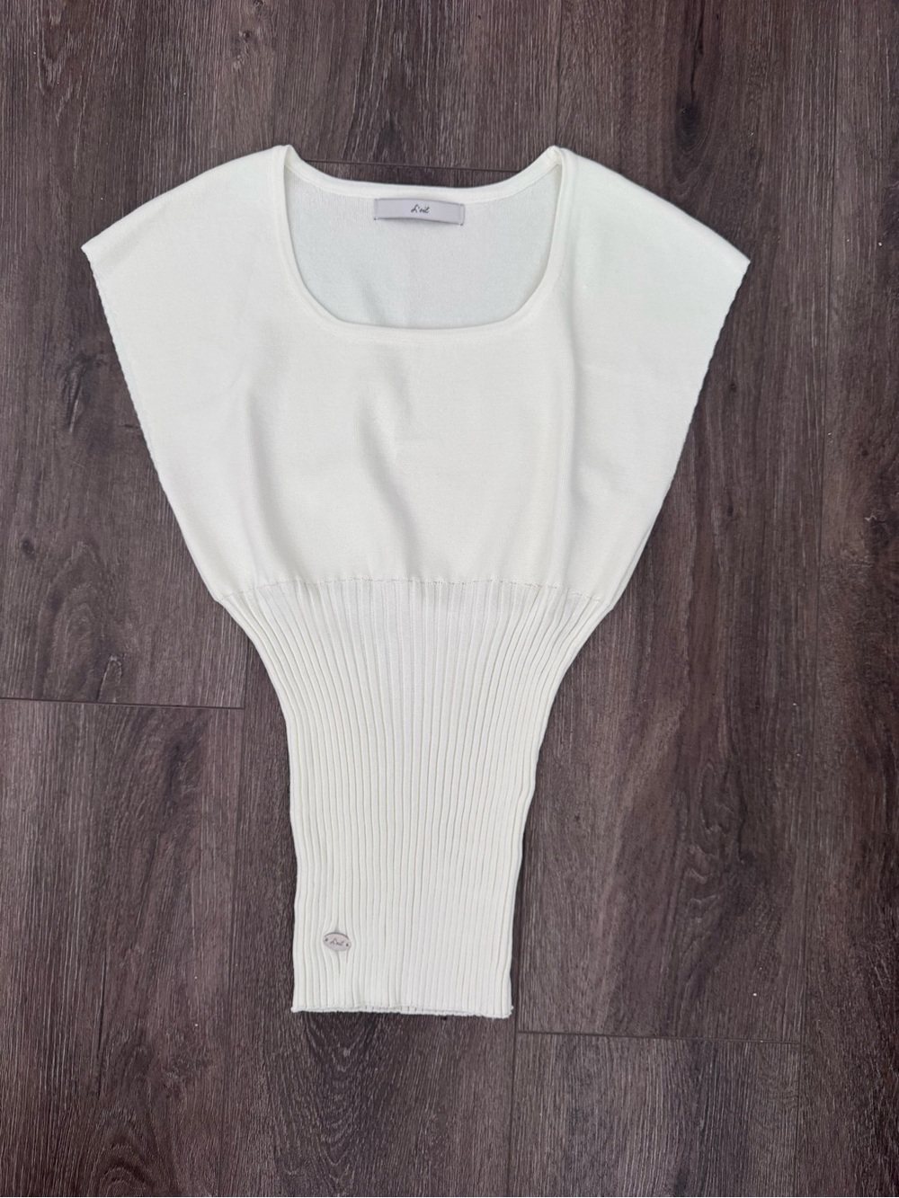 Ivory Ribbed Waist Pull-On Women’s Top